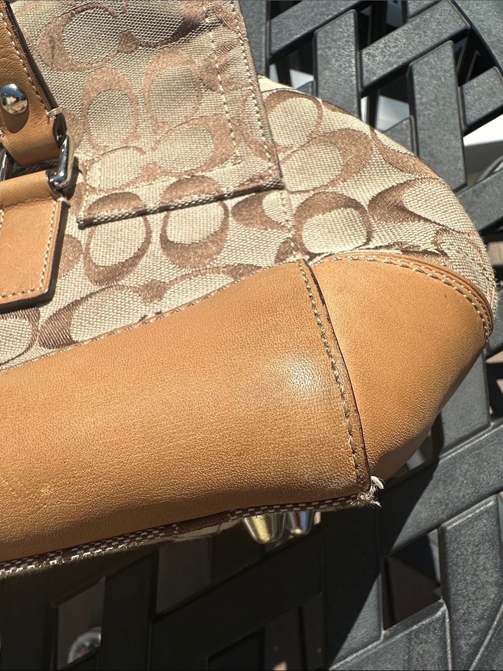 Vintage Coach Tan Signature Canvas Shoulder Tote with Leather Trim - Picture 9 of 13